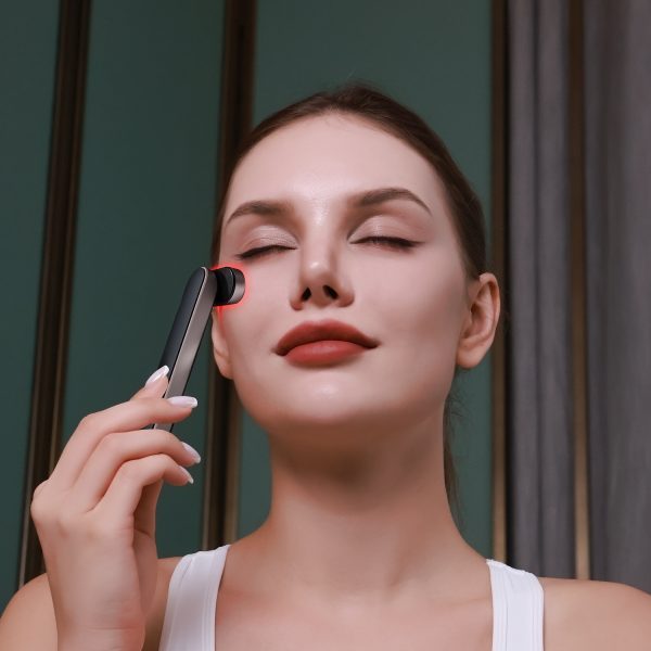 Newest  Red light therapy wand home uses Near infrared led light Therapy Beauty portable device - Image 2